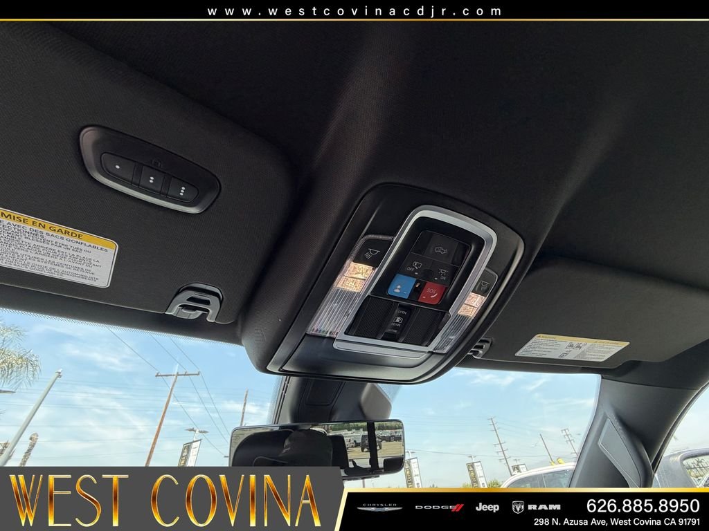 New 2025 Bright White Clear-Coat Exterior Paint RAM Laramie image 30