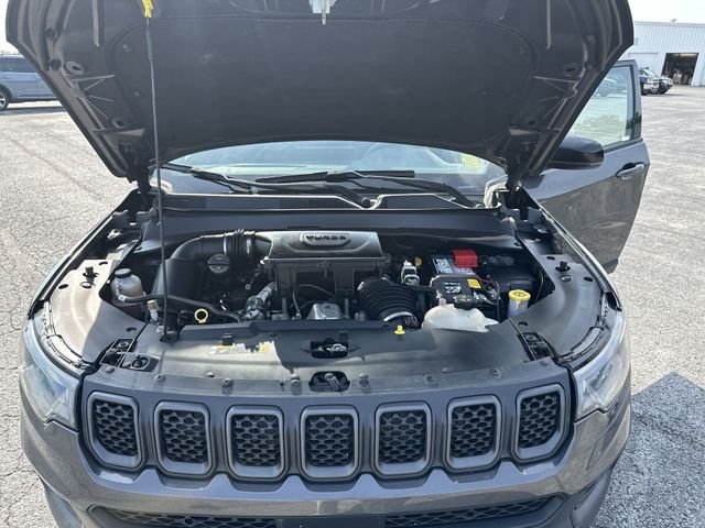 Used 2024 Silver Jeep Trailhawk image 20