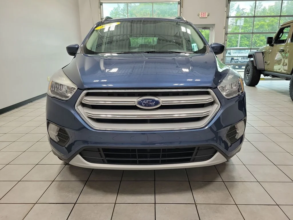Certified Used 2018 Blue Ford SE image 5