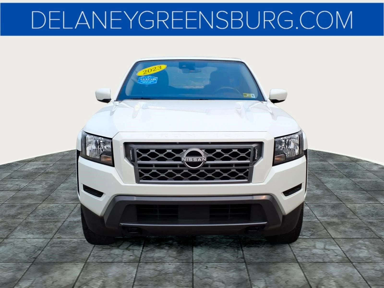 Used 2023 Glacier White Qak Nissan SV image 8