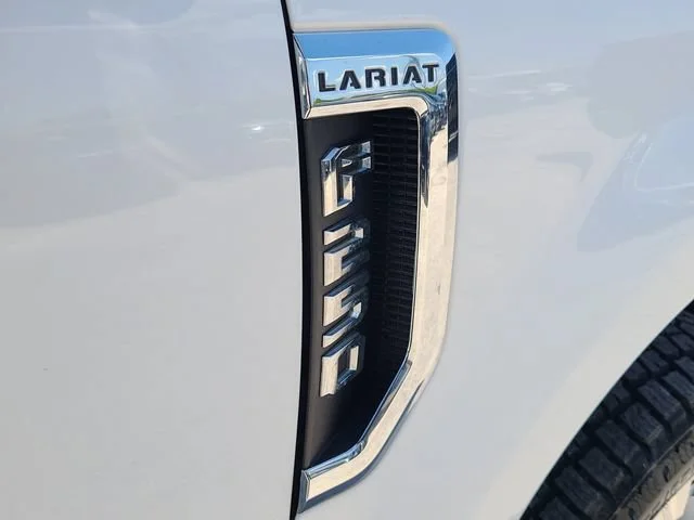 Used 2022 White Ford XL image 33