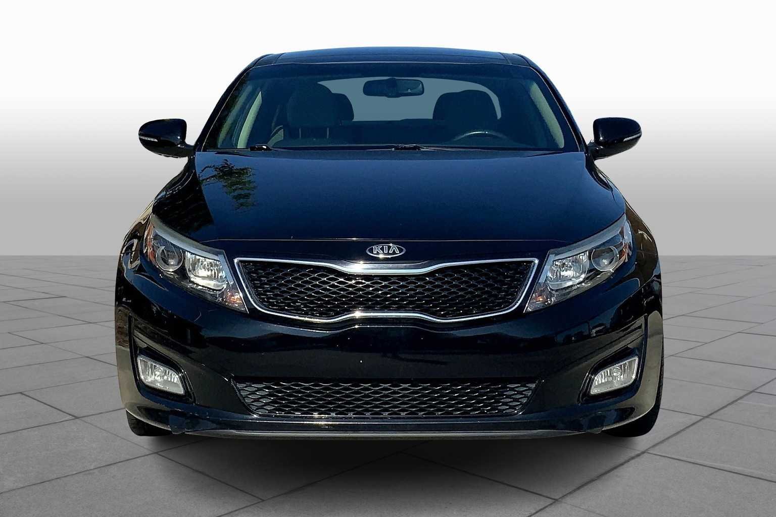 Used 2015 Ebony Black Kia EX image 4
