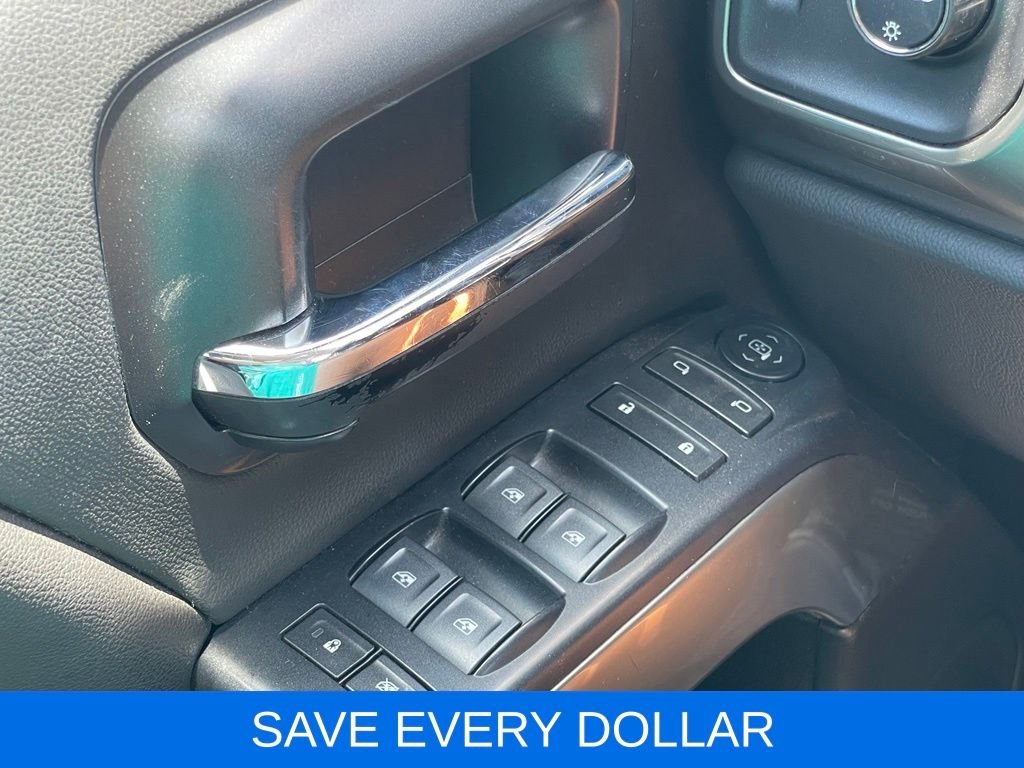 Used 2019 White Chevrolet LT image 15