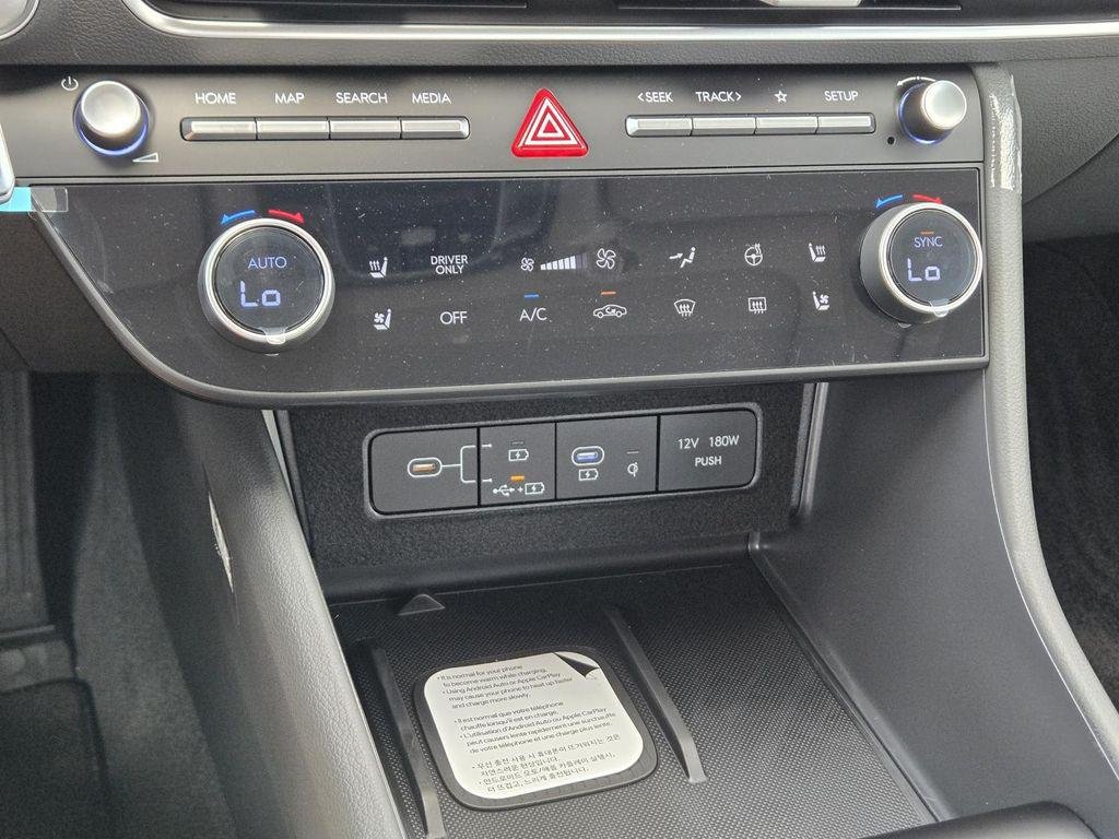 New 2026 White Hyundai Limited image 29