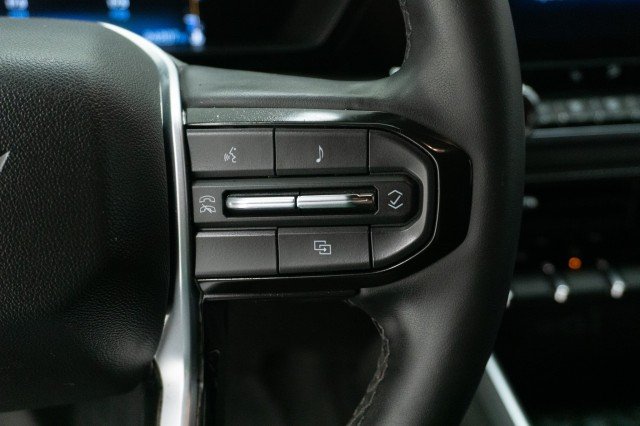 Used 2023 Summit White Chevrolet 2WD LT image 26