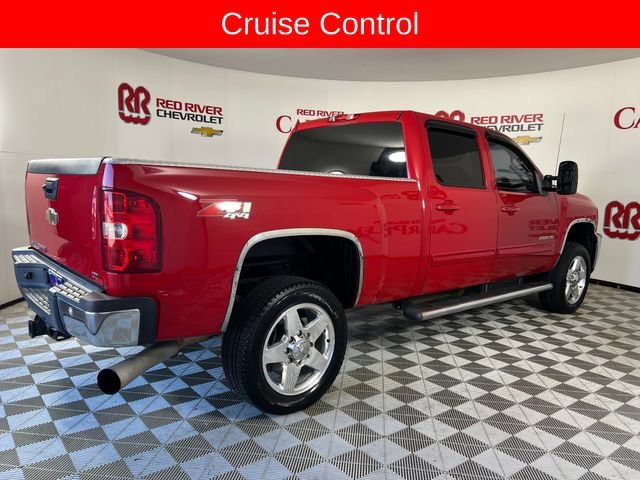 Used 2011 VICTORY RED Chevrolet LTZ image 8