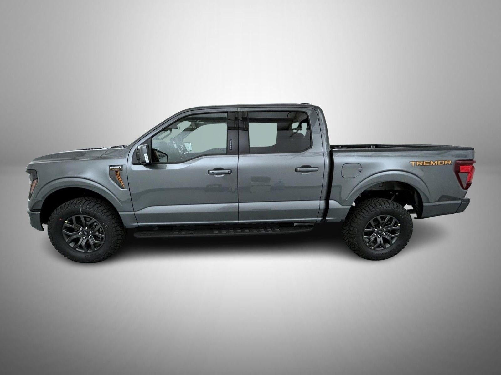 New 2026 Carbonized Gray Metallic Ford Tremor image 8