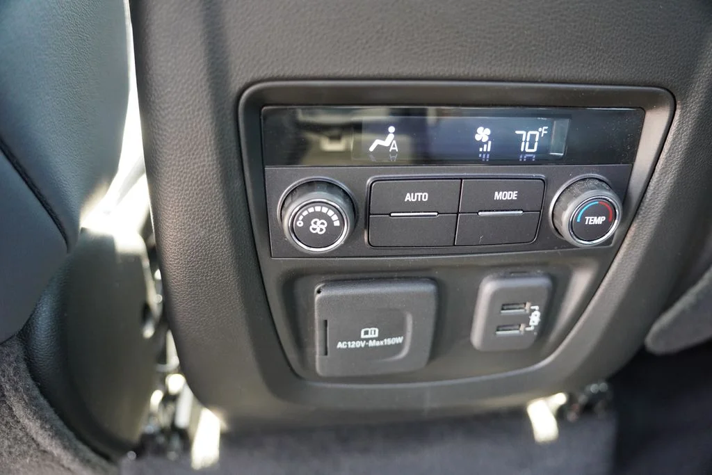 Used 2024 Ebony Twilight Metallic Buick Essence image 20