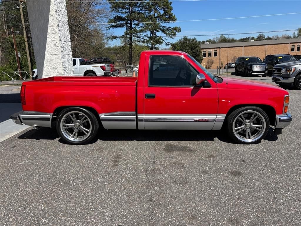 Used 1993 Red Chevrolet Base image 21