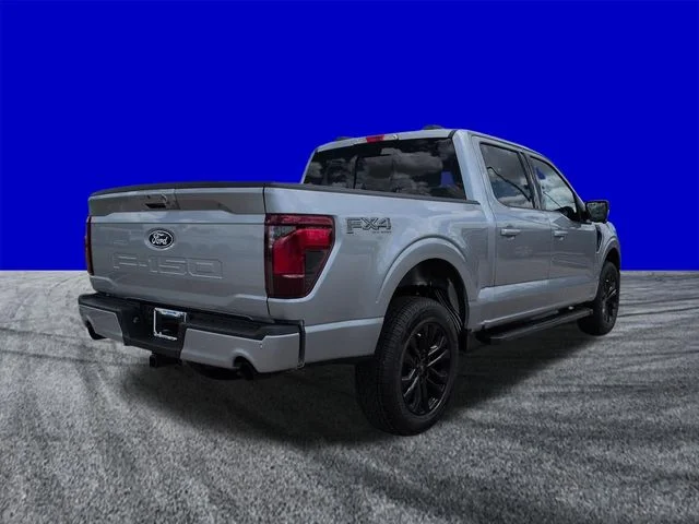 New 2026 Iconic Silver Metallic Ford XLT image 4