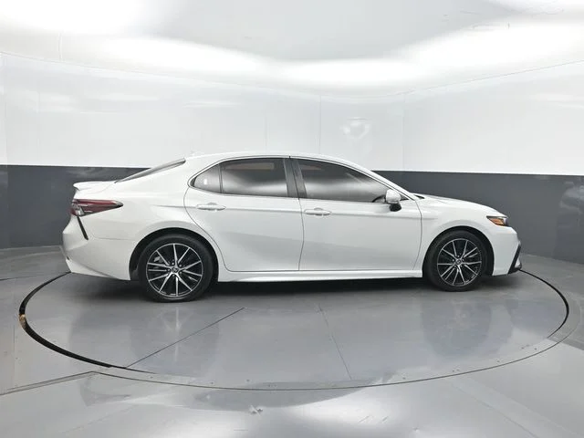 Used 2023 White Toyota SE image 29