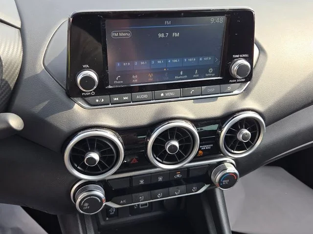 Used 2025 Gray Nissan S image 17
