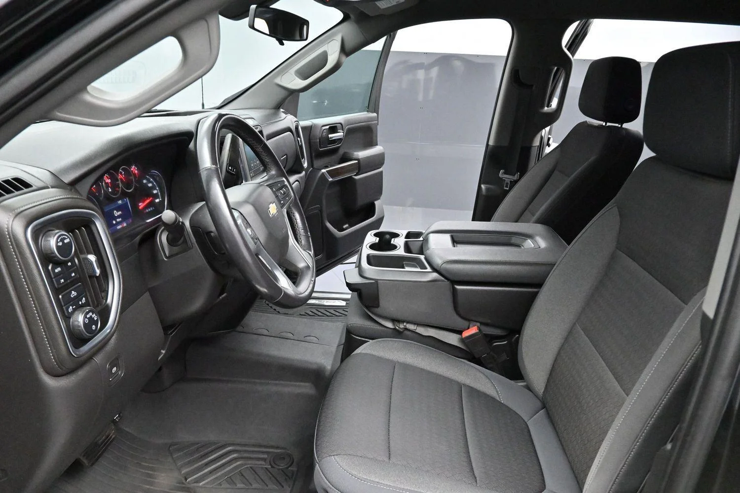 Used 2022 Black Chevrolet LT image 12