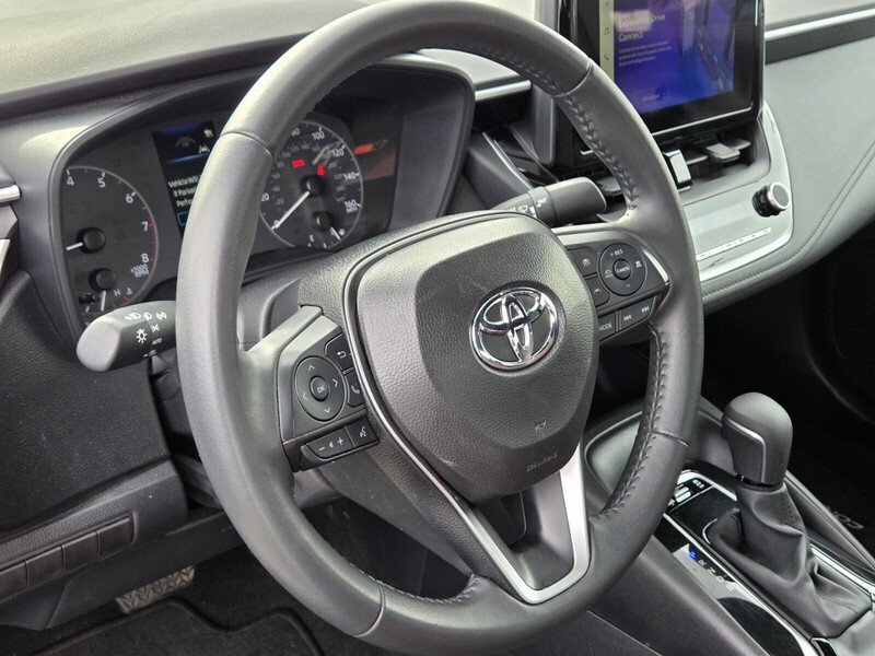 Used 2025 White Toyota SE image 25