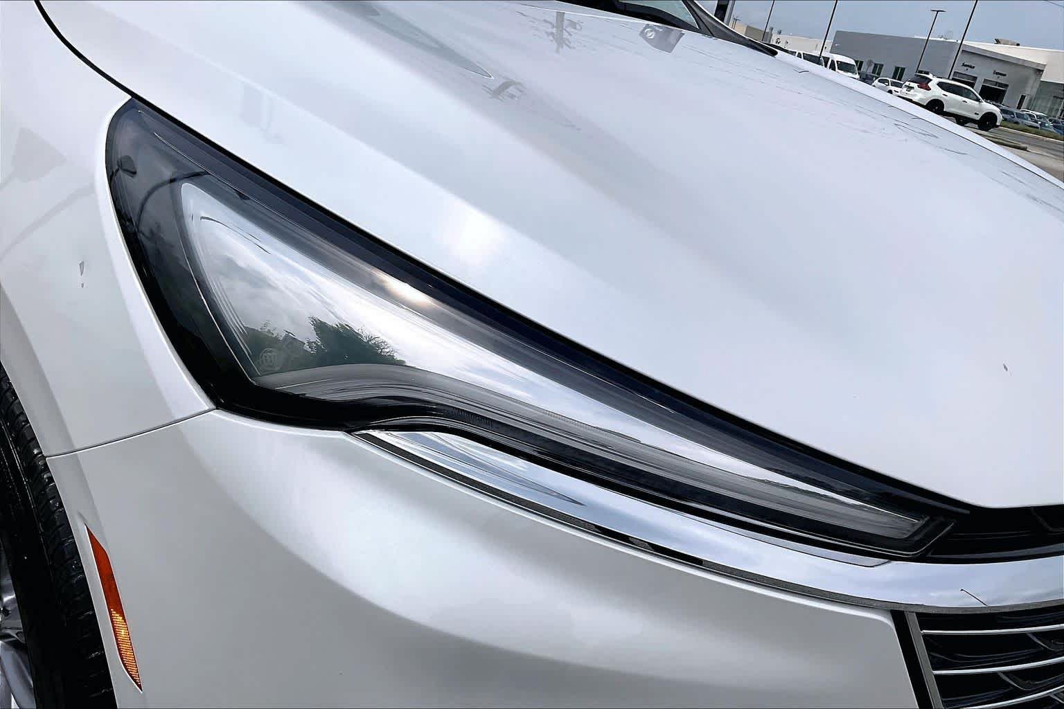 Used 2024 White Frost Tricoat Buick Essence image 49