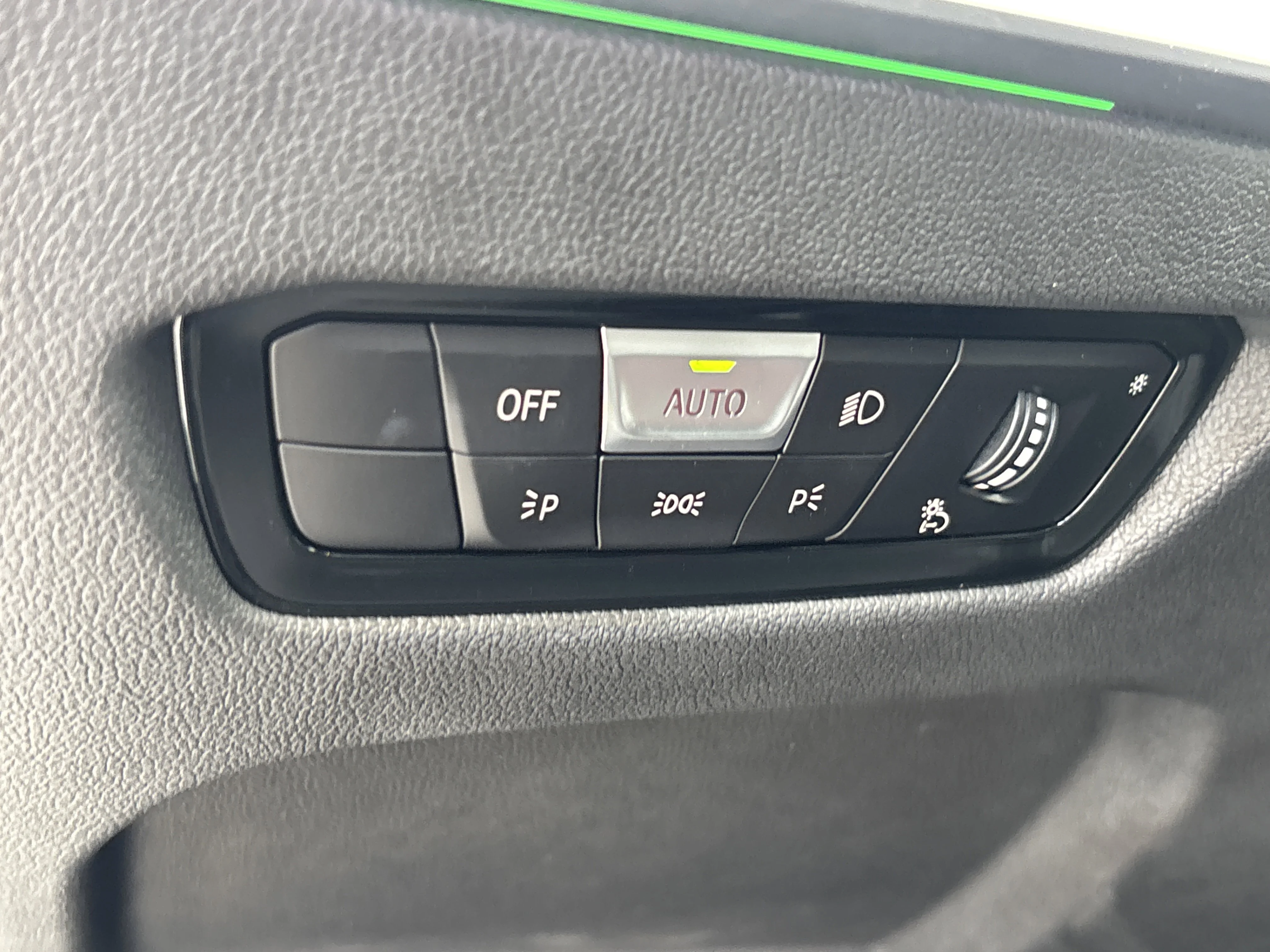 Used 2024 Mineral White Metallic BMW 330e xDrive Plug-in Hybrid image 22