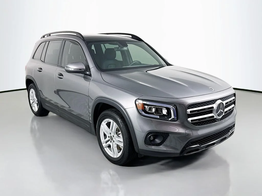 Certified Used 2023 Mountain Gray Metallic Mercedes-Benz GLB 250 image 7