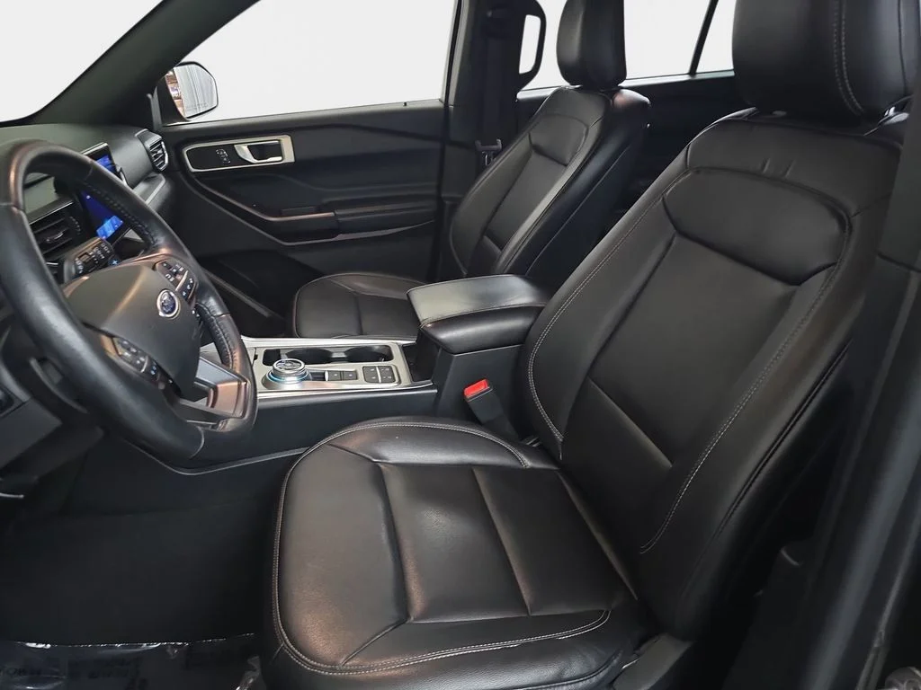 Used 2020 Gray Ford XLT image 19