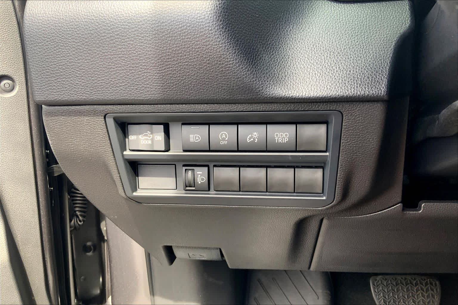 New 2026 Magnetic Gray Metallic Toyota SR5 image 20