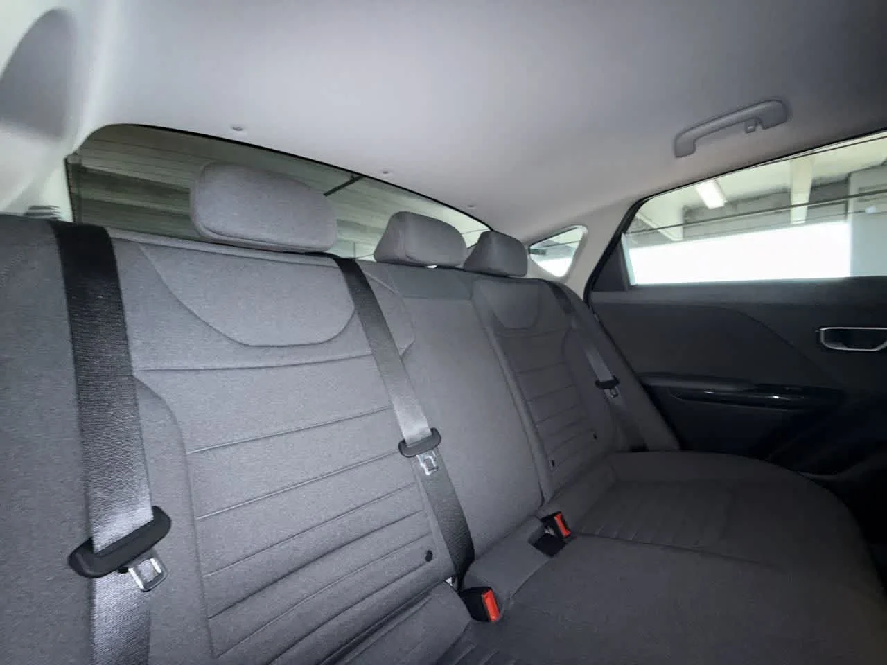 2025 Kia K4 EX - Photo 26
