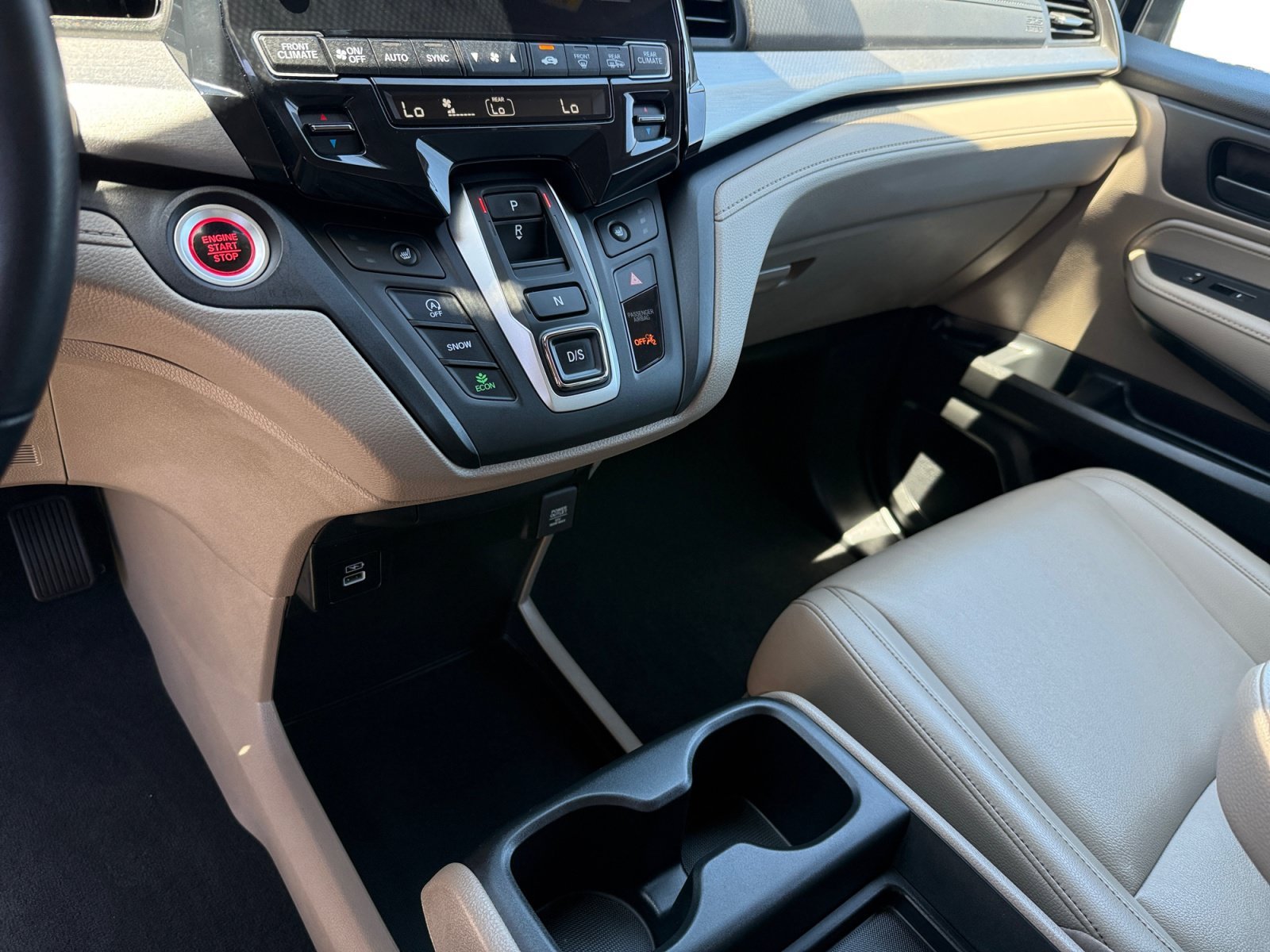 Used 2023 White Honda EX-L image 13