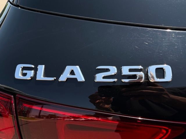 Certified Used 2023  Mercedes-Benz GLA 250 image 9
