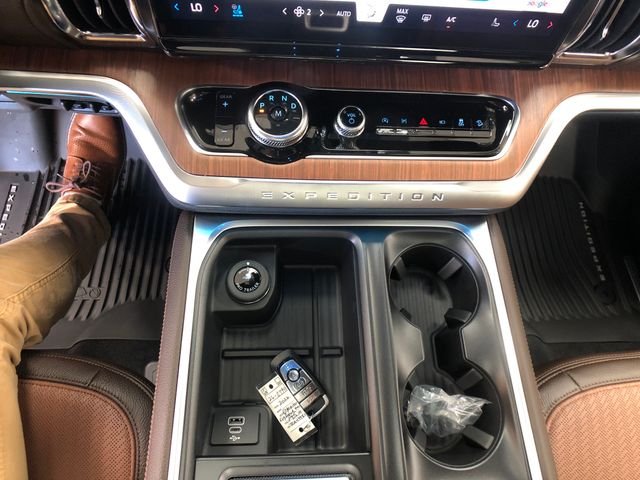 New 2026 Star White Metallic Tri-Coat Ford MAX King Ranch® image 20