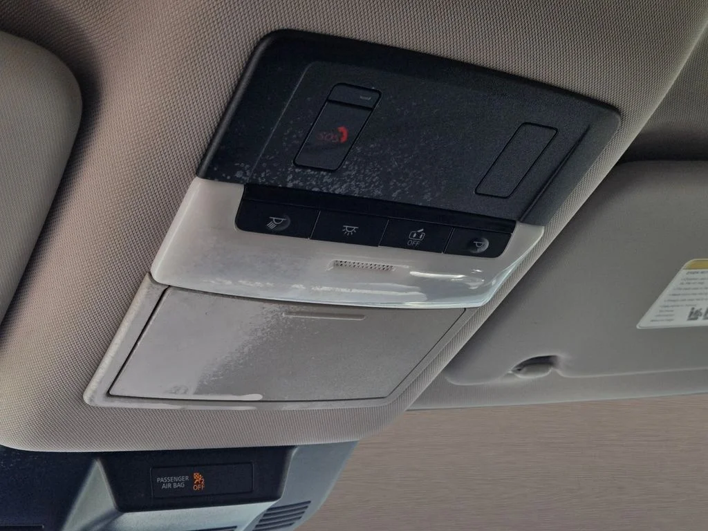 Used 2025 Gray Nissan SV image 29