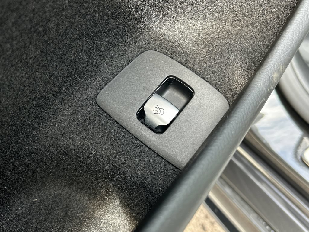 New 2027 Graphite Grey Metallic Mercedes-Benz E 450 image 51
