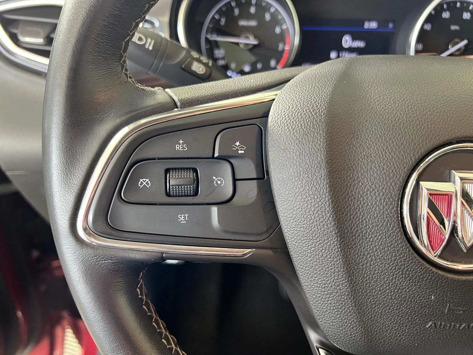 Used 2020 CHILI RED METALLIC Buick Preferred image 8