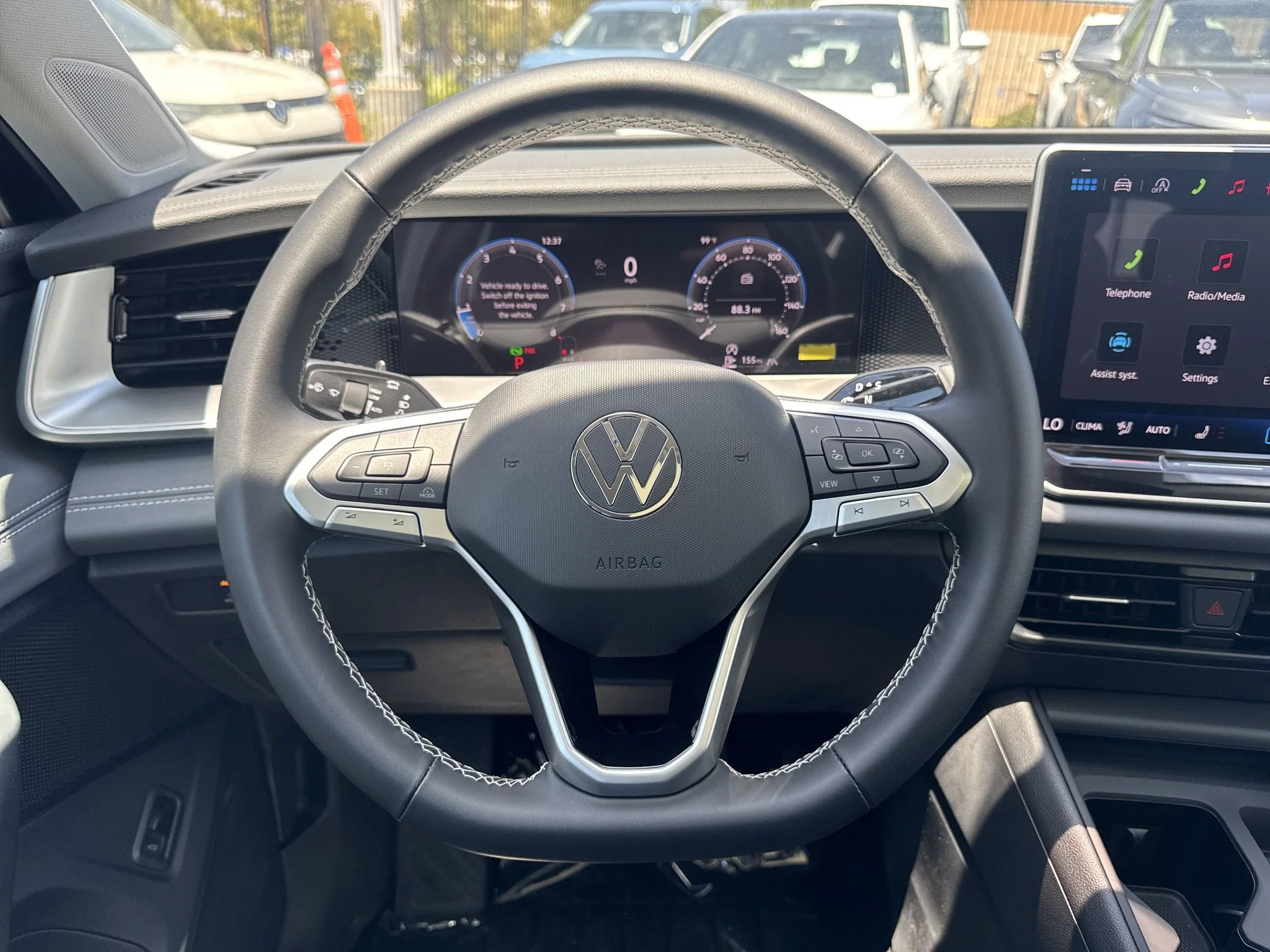 New 2026 Deep Black Pearl Volkswagen SE image 17
