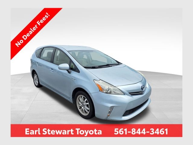 2014 Toyota Prius v Three