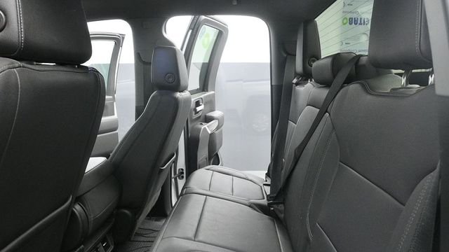 Used 2022 White Chevrolet LTZ image 23