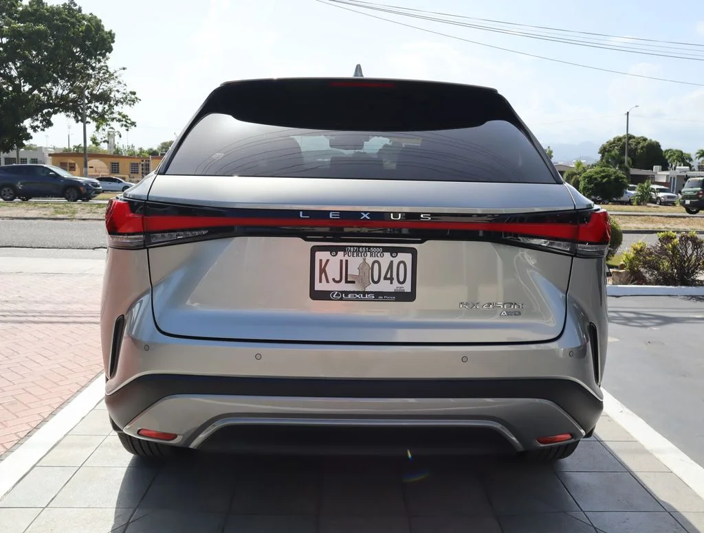Used 2024 White Lexus 450h+ Luxury image 6
