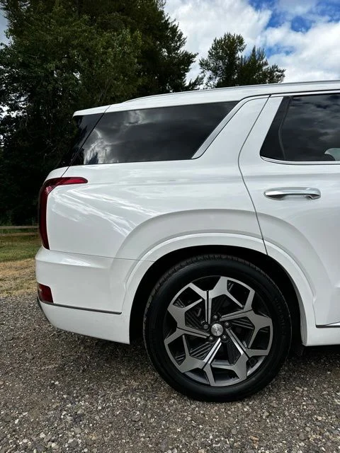 Used 2021 Hyper White Hyundai Calligraphy image 30
