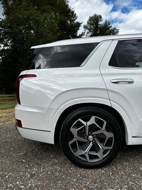 Used 2021 Hyper White Hyundai Calligraphy image 30