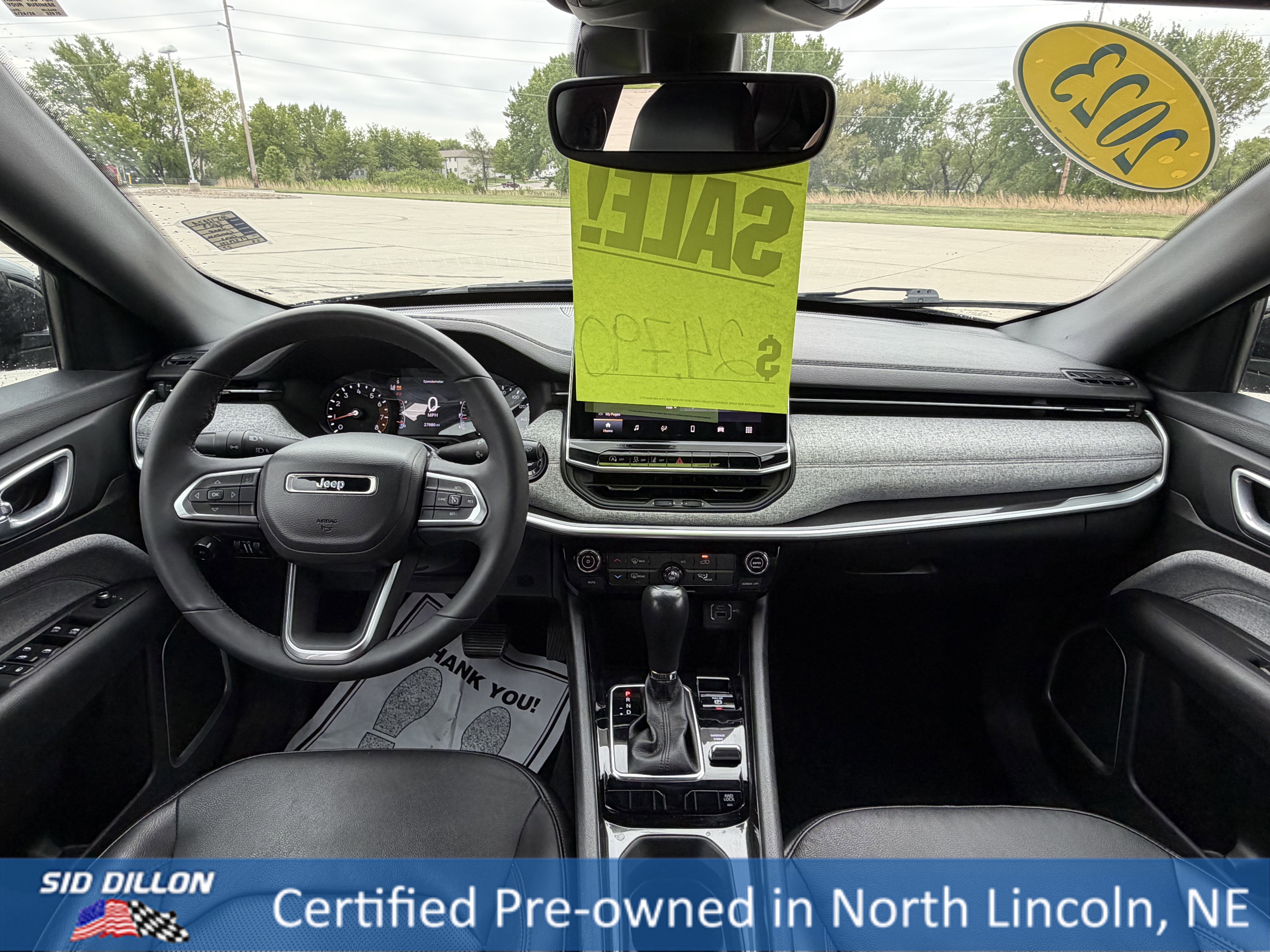 Used 2023 Sting-Gray Clearcoat Jeep Latitude Lux image 18