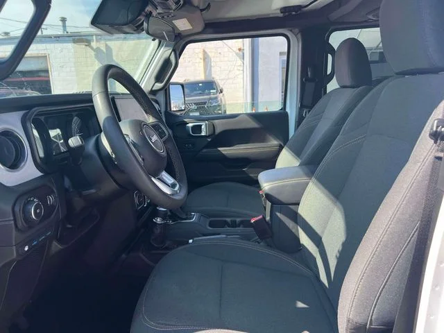 Used 2024 White Jeep Sahara 4xe image 24