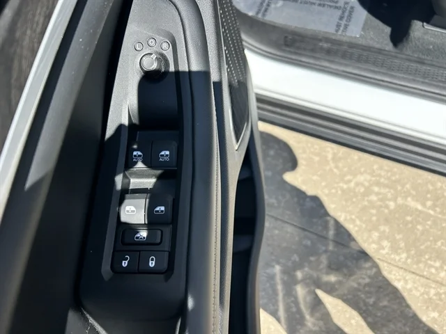 Used 2026 WHITE JEEP Limited image 21