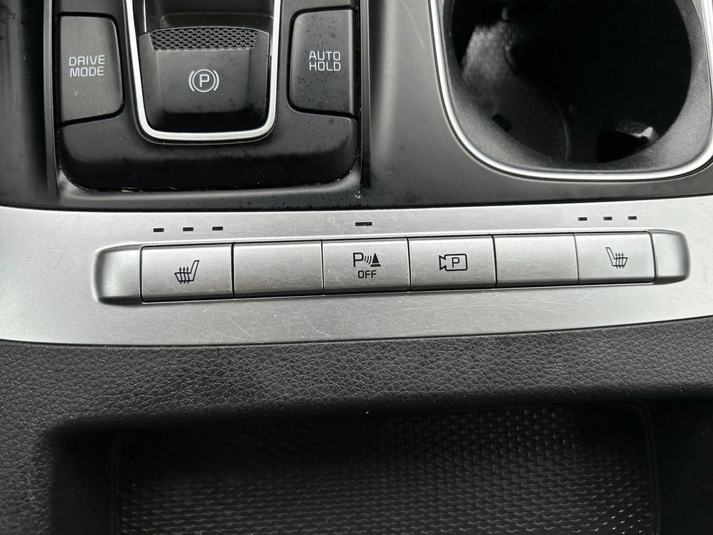 Used 2023 Black Kia LX Seat Package image 30