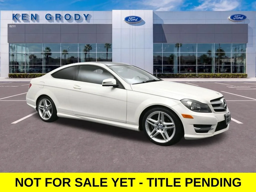 2013 Mercedes-Benz C-Class C250 Sport's photo