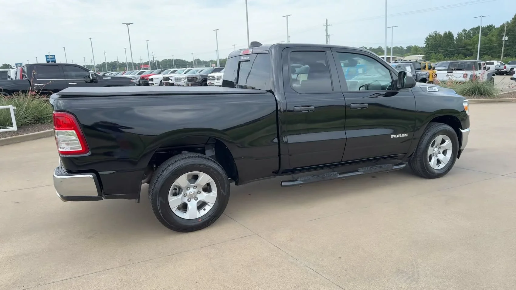 Used 2024 Diamond Black Crystal Pearlcoat Ram Big Horn image 7