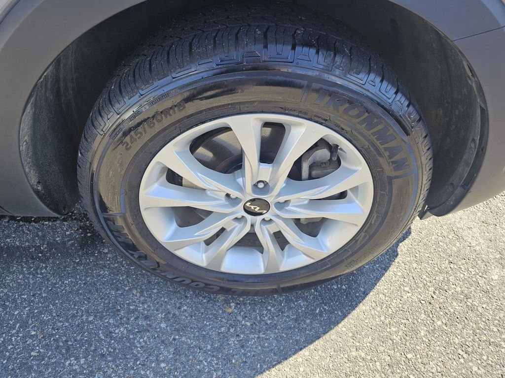 Used 2022 Silver Kia LX image 12