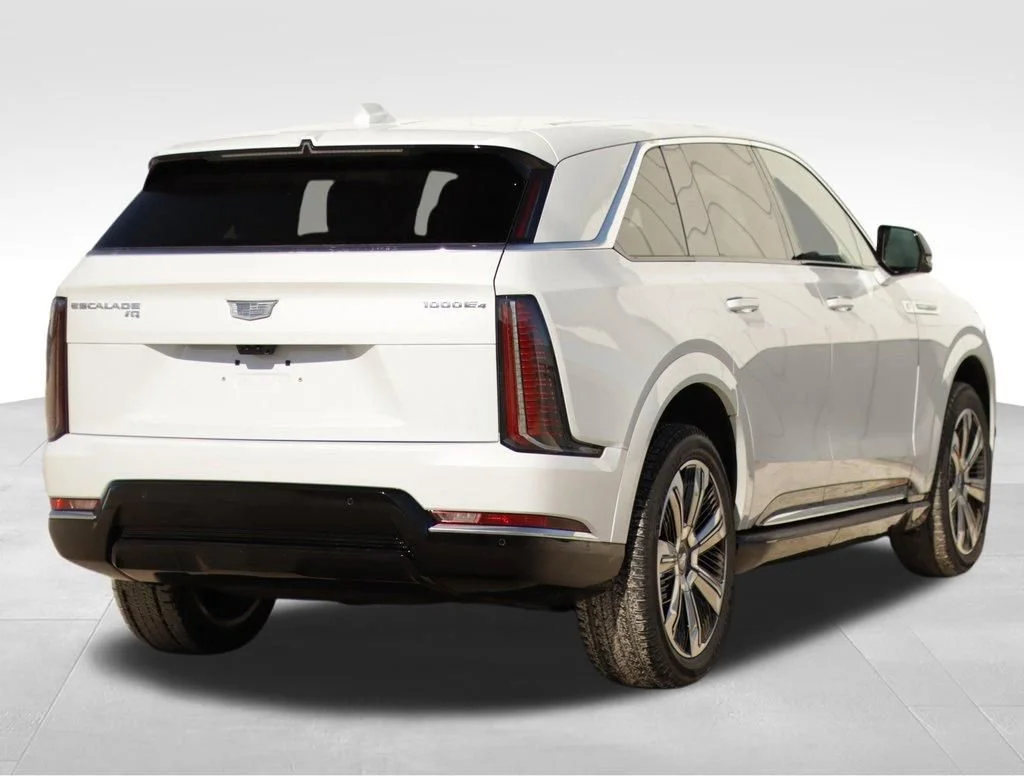 2026 Cadillac Escalade IQ Luxury - Photo 7
