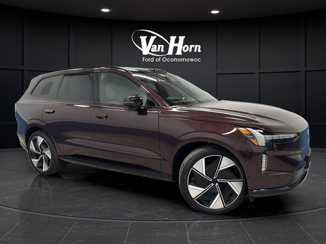 2025 Volvo EX90 Twin Motor Performance Ultra 6-Seater's photo