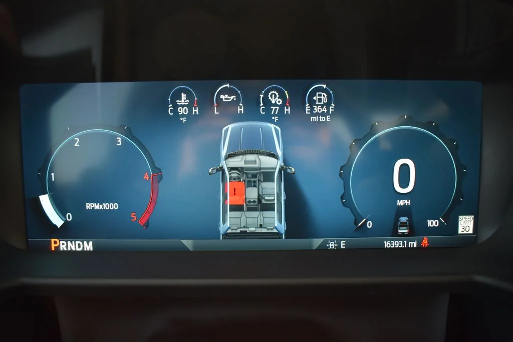 Used 2024 Gray Metallic Ford Lariat image 11