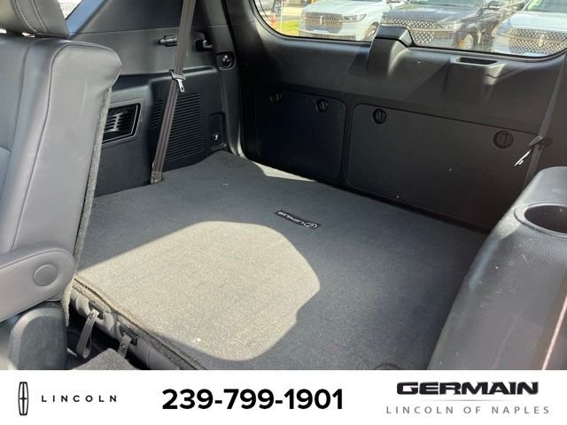 Used 2021 Black Lexus 460 image 14