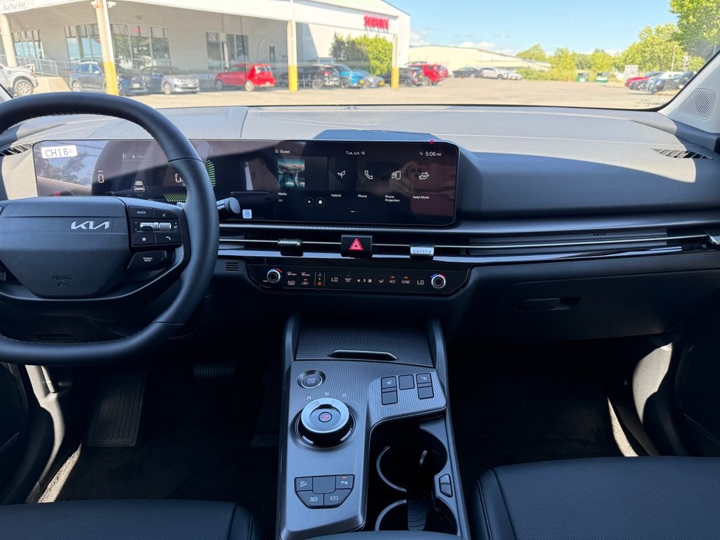 New 2026 Heritage Blue Kia EX image 22
