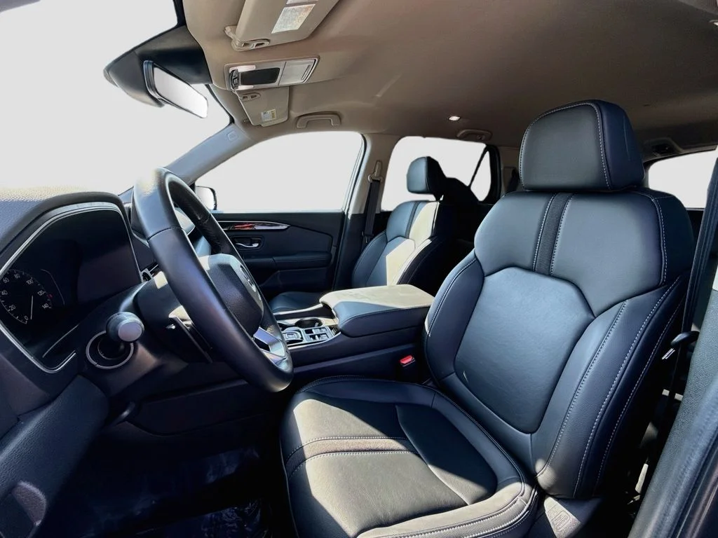 2025 Honda Pilot EX-L - Photo 12