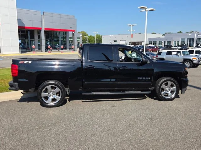 Used 2018 Black Chevrolet LT image 13